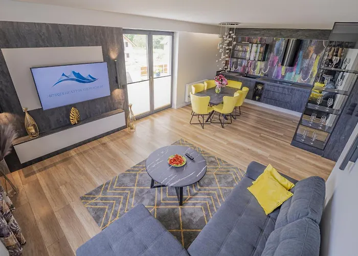 W Cieplicach Elegant Апартаменты Еленя-Гура